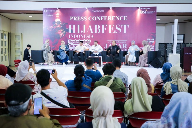 Wali Kota Bandung Muhammad Farhan saat press conference HijabFest 2026 di Sasana Budaya Ganesha (Sabuga), Sabtu, (7/3). PJ/Dok