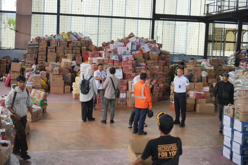 Sepanjang 2025, KAI Daop 2 Bandung telah menyalurkan bantuan TJSL  Rp1.117.116.753 tersebar di sejumlah wilayah kerja. PJ/Dok