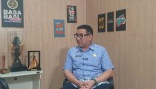 Kadiskominfo Kota Bandung Henryco Arie Sapiie saat membeberkan program 'Ngulik' di Basa Basi Podcast PWI Kota Bandung, PJ/Dok