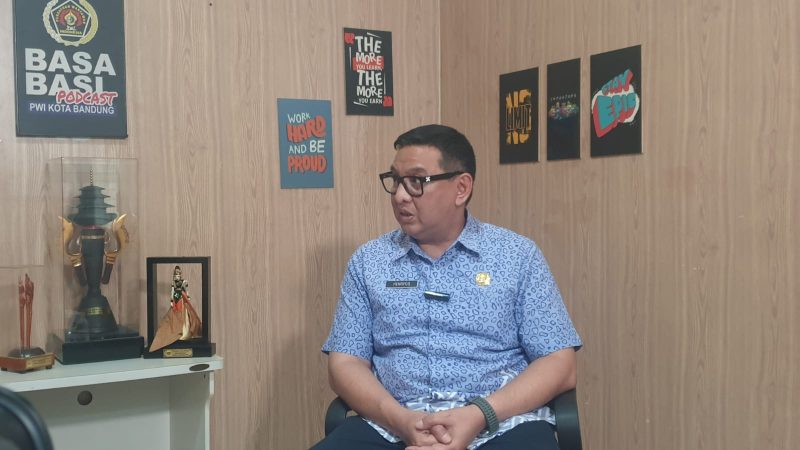 Kadiskominfo Kota Bandung Henryco Arie Sapiie saat membeberkan program 'Ngulik' di Basa Basi Podcast PWI Kota Bandung, PJ/Dok