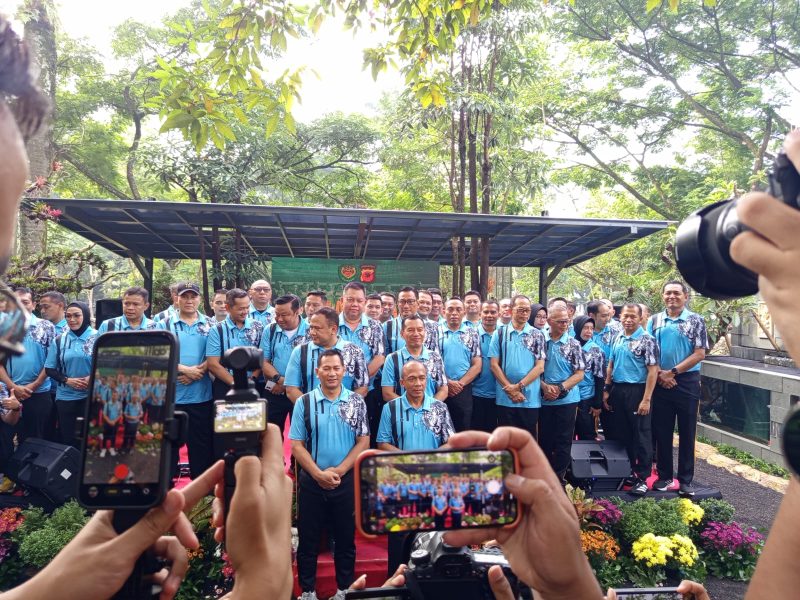 Jelang May Day 2026, Kodam III/Slw dan Polda Jawa Barat menggelar Olahraga Bersama bertajuk 