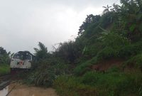 KA Ciremai Tertahan Longsor di Petak Jalan Maswati - Sasaksaat (KBB). PJ/Dok