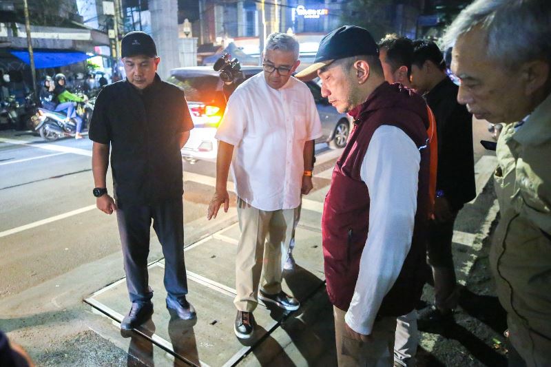 Muhammad Farhan mengingatkan pentingnya koordinasi lintas sektor dalam setiap pelaksanaan proyek infrastruktur. PJ/Dok