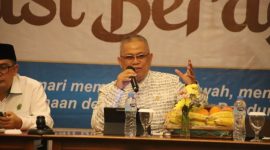 Anggota Komisi IV DPRD Kota Bandung Deni Nursani, S.Pd.I. saat silaturahmi DKM Kota Bandung, Senin, 11 Mei 2026. (Rio/Humpro DPRD Kota Bandung)