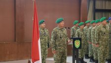 Mayjen TNI Kosasih menyambut kepulangan Satgas Yonif 301/Prabu Kian Santang dalam suatu upacara di Bandung, Sabtu 9 Mei 2026. PJ/Dok