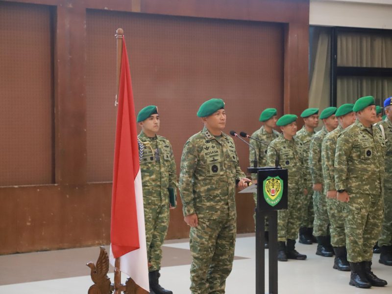 Mayjen TNI Kosasih menyambut kepulangan Satgas Yonif 301/Prabu Kian Santang dalam suatu upacara di Bandung, Sabtu 9 Mei 2026. PJ/Dok