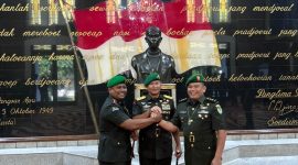 Pangdam III/Slw Mayjen TNI Kosasih memimpin serrijab Dandeninteldam III/Slw di Makodam. PJ/Dok