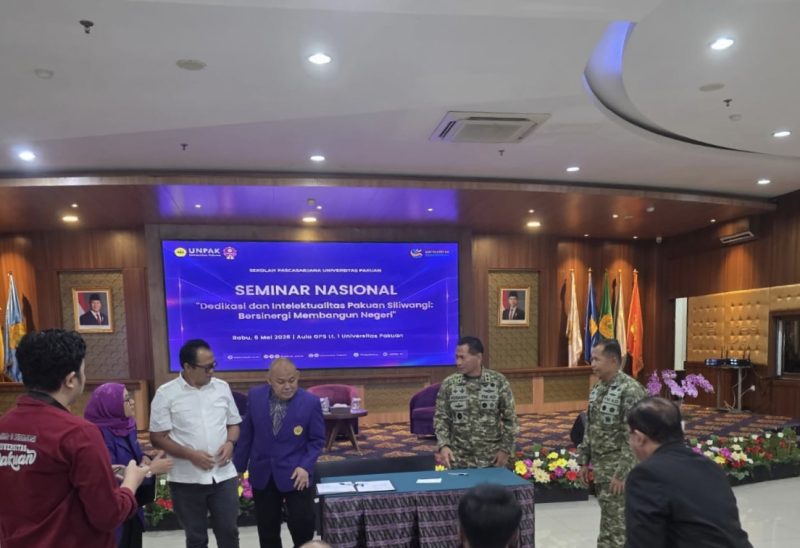 Pangdam III/Slw bersama Rektor Universitas Pakuan, melakukan penandatangan kerjasama di UNPAK Rabu 6 Mei 2026. PJ/Dok