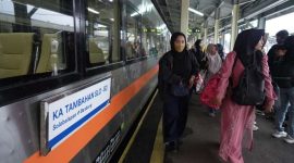 Libur panjang Yesus Kristus PT KAI Daop 2 Bandung mengoperasikan 26 perjalanan KA reguler serta 2 perjalanan KA Tambahan relasi Bandung - Solo Balapan. PJ/Dok