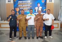 Ketua Umum. KONI Kota Bandung Dr. Nuryadi. Mpd mengapresiasi Wali Kota Bandung terkait pemberian kadedeuh atlet berprestasi. PJ/Joel