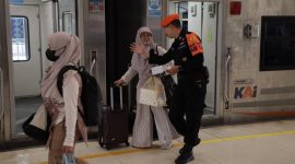 Antisipasi aksi vandalisme, PT Kereta Api Indonesia (Persero) Daerah Operasi 2 Bandung terus mengoptimalkan peran Petugas Kepolisian Khusus Kereta Api (Polsuska). PJ/Dok