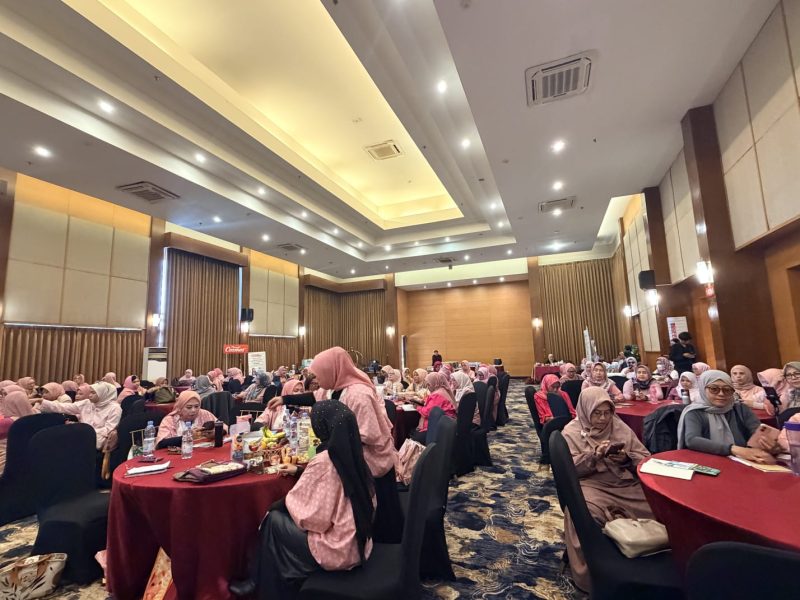 Kasir Pintar mendorong pelaku usaha di Bandung dan Garut menggunakan platform digital yang membantu melakukan pencatatan transaksi. PJ/Dok