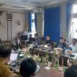 Pimpinan dan Anggota Badan Pembentukan Peraturan Daerah (Bapemperda) DPRD Kota Bandung menggelar rapat kerja bersama Inspektorat Kota Bandung, Sekretariat DPRD Kota Bandung, BKPSDM, BKAD, Bagian Organisasi, dan Bagian Hukum Setda membahas tatib DPRD Kota Bandung. PJ/Humpro-Cipta