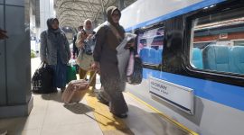 KA Cikuray menjadi kereta api favorit  melayani 152.708 pengguna jasa. PJ/Dok