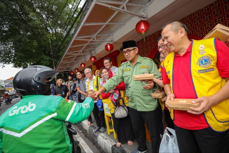Wali Kota Bandung Muhammad Farhan menjalani perawatan medis di RS setelah pingsan di Balai Kota Bandung. PJ/Dok