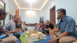 Calon Ketum PWI Jabar Periode 2027- 2031 Tantan Sulthon Bukhawan menyambangi PWI Kota Bogor, Senin 3 Agustus 2026. PJ/Dok