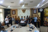 Ketua dan anggota NPCI Kota Bandung usai audiensi dengan Komisi IV di Gedung DPRD Jalan Sukabumi Kota Bandung, Senin 10 Agustus 2026. PJ/Joel