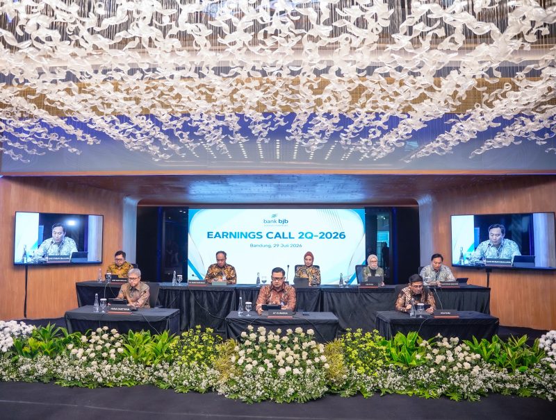 Earnings Call Triwulan II Tahun Buku 2026 yang dihadiri investor dan analis pasar modal di Menara bank bjb, Bandung, Rabu (29/7).