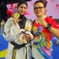 Aqila peraih medali emas foto bersama dengan Ketua Pengcab TI Kota Bandung Master Dedi Heryadi. PJ/Dok