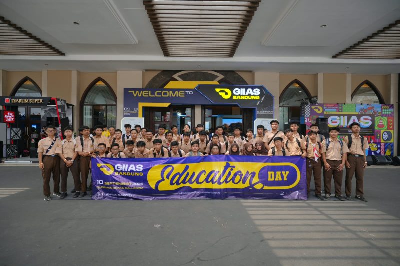 GIIAS Bandung 2026 yang berlangsung di Sudirman Grand Ballroom, juga menghadirkan edukatif kepada pelajar melalui program Education Day. PJ/Dok