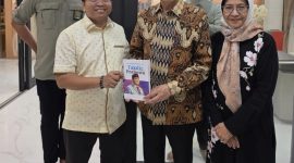 Hendriyanto Attan, S.Psi., M.M., aktivis muda Nahdlatul Ulama (NU), menerima gelar kehormatan Kanjeng Raden Haryo (KRH) Hendriyanto Attan Dharmawisisesa dari Karaton Surakarta Hadiningrat.