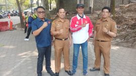 Kadisbudpar Cimahi dan Ketua KONI Cimahi berpose bersama. PJ/Joel