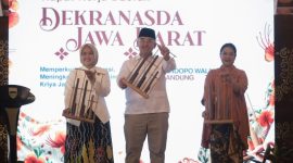 Farhan dorong penguatan kolaborasi melalui pertukaran produk UMKM melalui Gallery Dekranada Kota Bandung. PJ/Dok