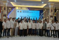 Ketua PWI Jabar berpose bersama di Konferensi PWI Kabupaten Cirebon Rabu 7 Oktober 2026. PJ/Dok